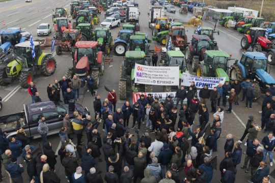 Νέος αγρότης μόνος ψάχνει